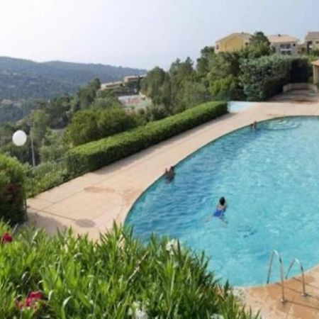 Bel Appartement Dans Le Golfe De Saint Tropez Лез-Іссамбр Екстер'єр фото
